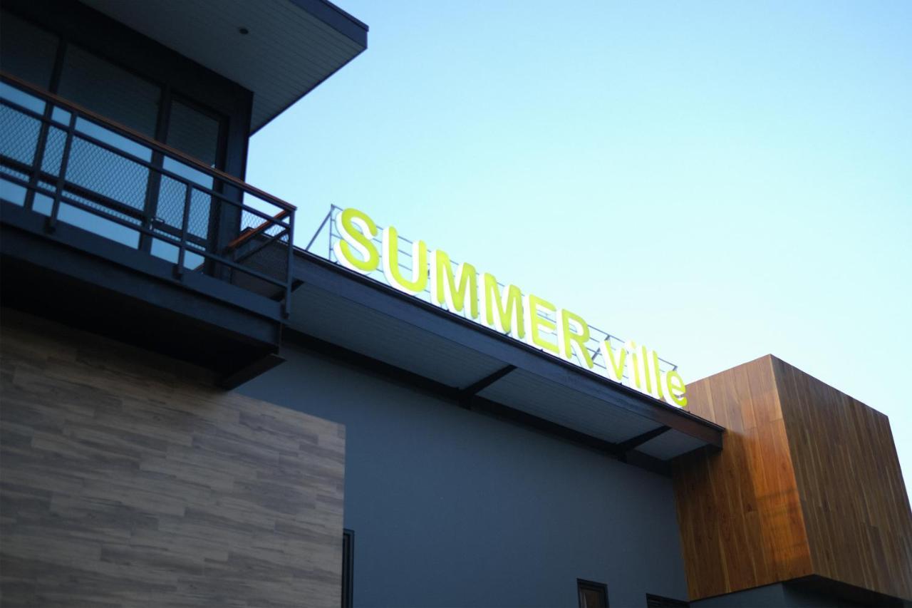 Hotel Summerville Majalengka Exterior photo