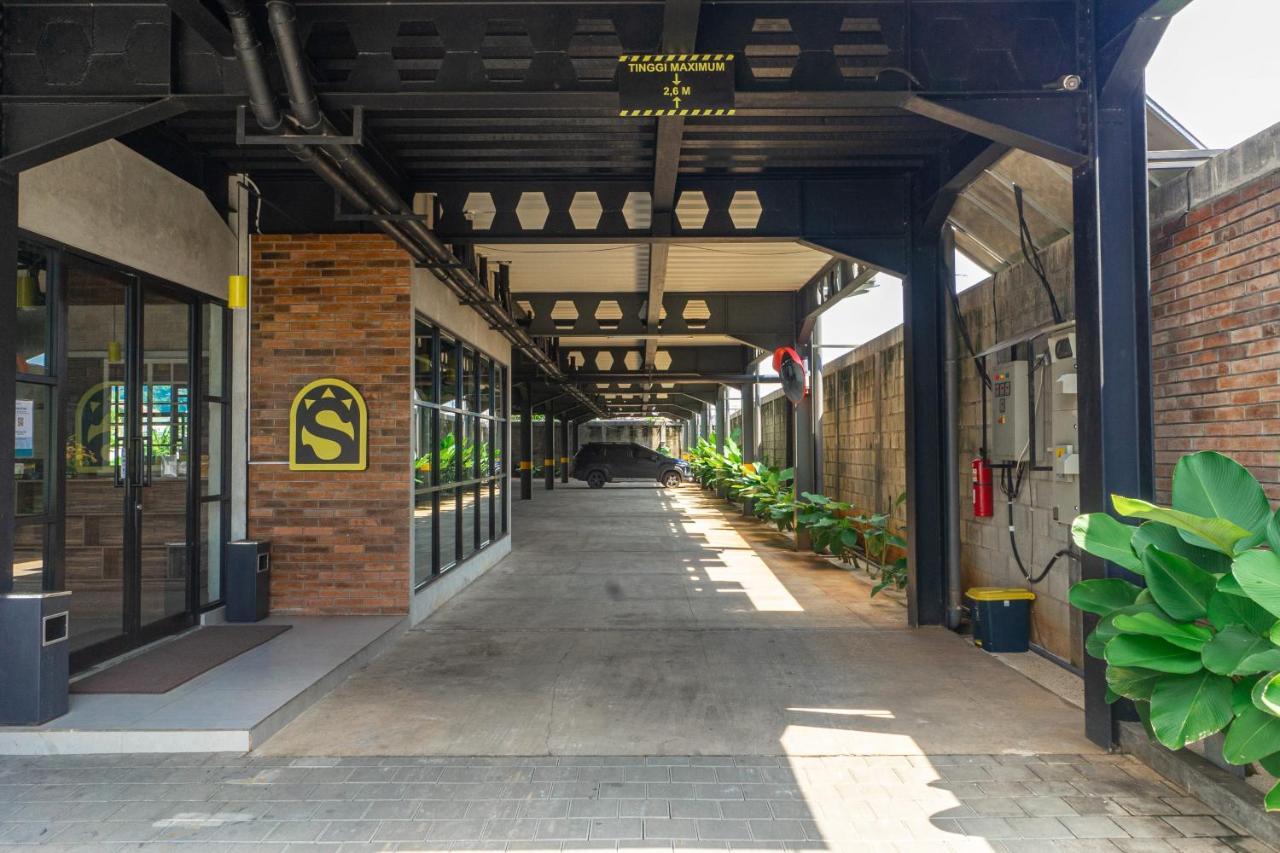 Hotel Summerville Majalengka Exterior photo