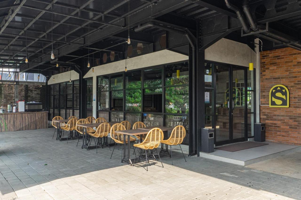 Hotel Summerville Majalengka Exterior photo
